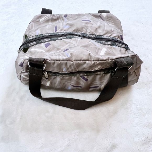 LeSportsac Suzette Satchel Tavel Bag Gray Print Lightweight Shoulder Bag - Picture 7 of 9